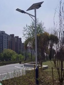 【太陽能路燈項(xiàng)目】山西運(yùn)城太陽能路燈施工案例